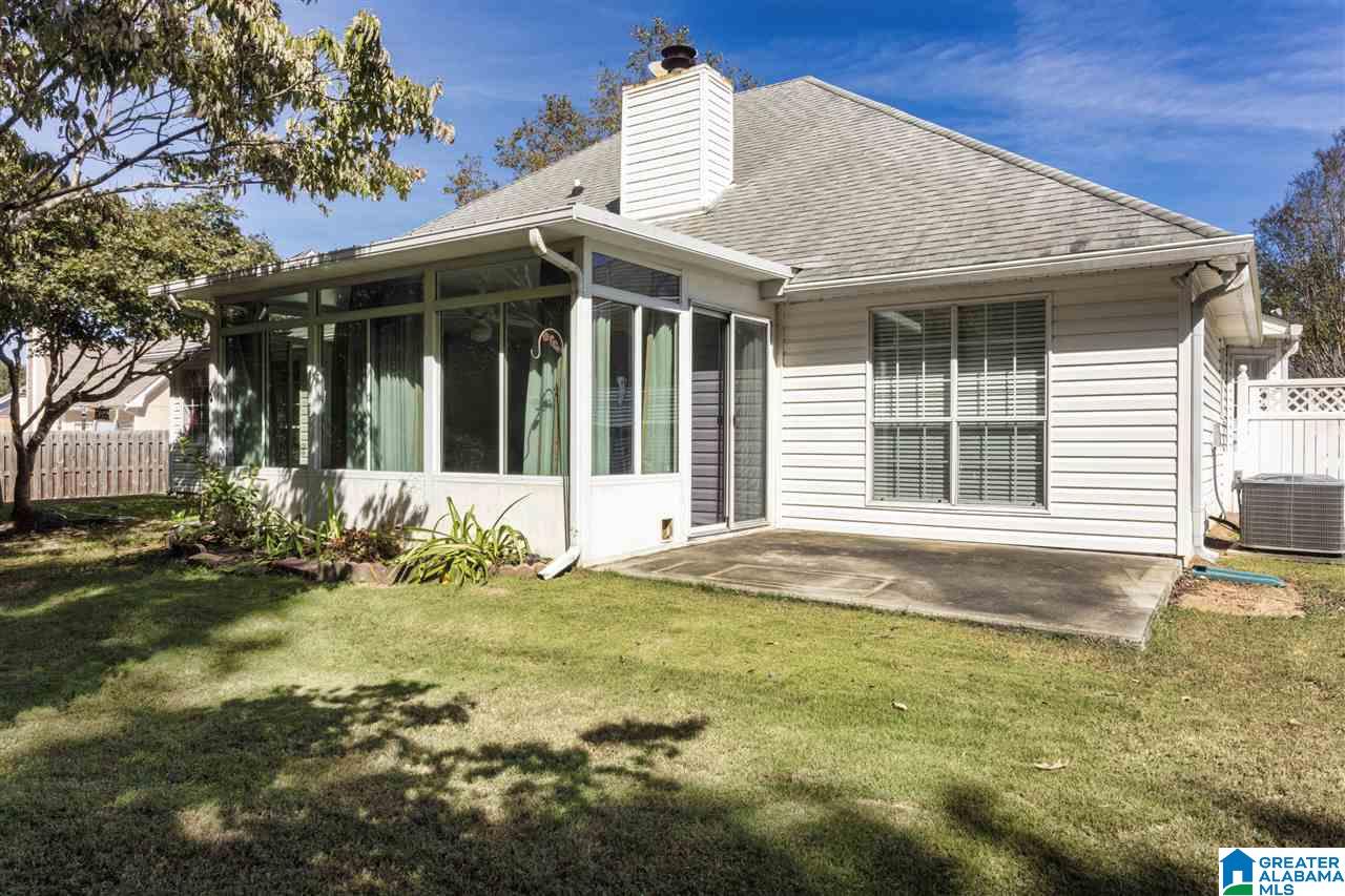 196 Greenfield Lane Alabaster, AL 35007 - Photo 3 of 36