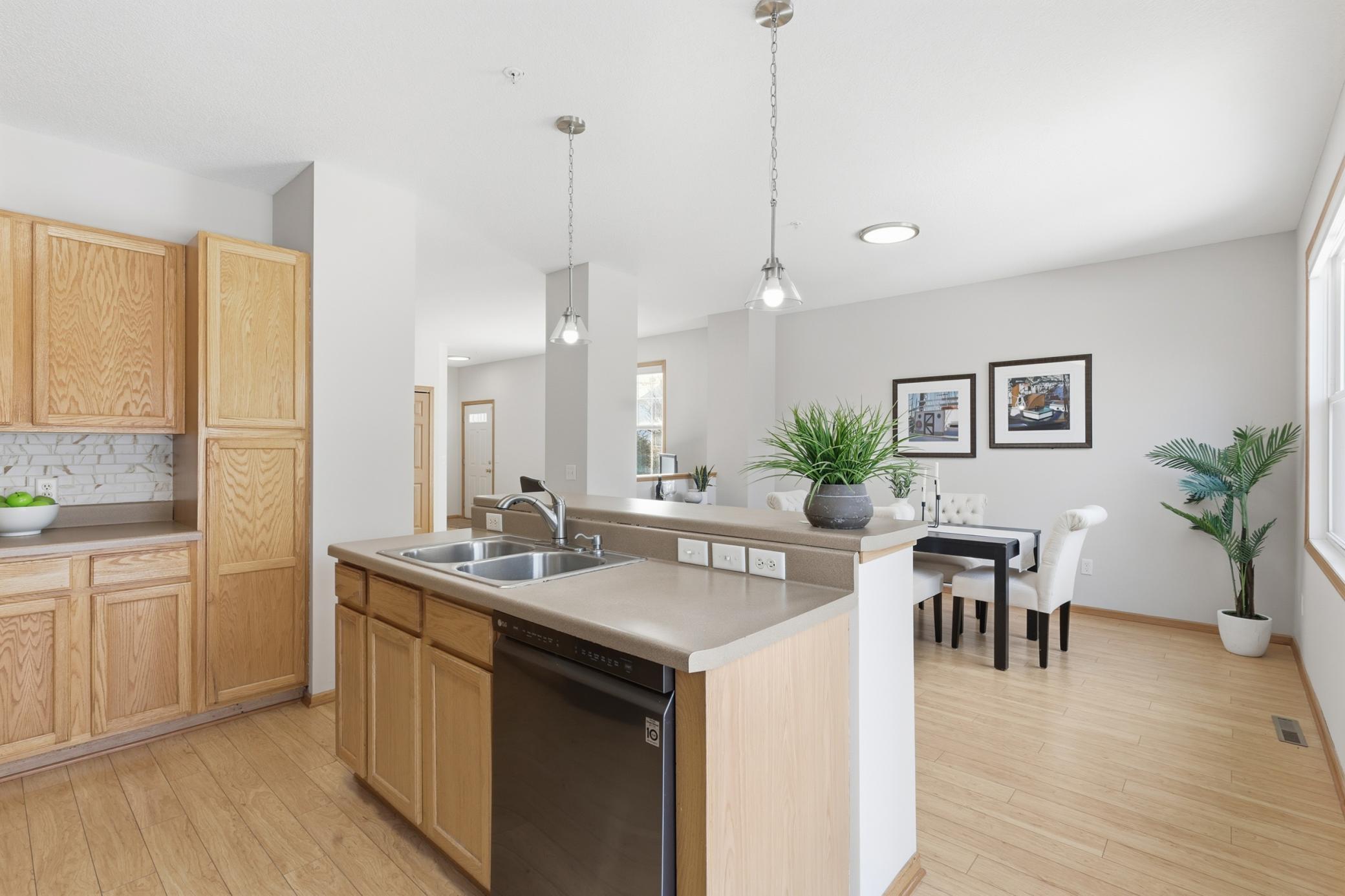 4552 Blaylock Way, Unit 4301 Inver Grove Heights, MN 55076 - Photo 13 of 41