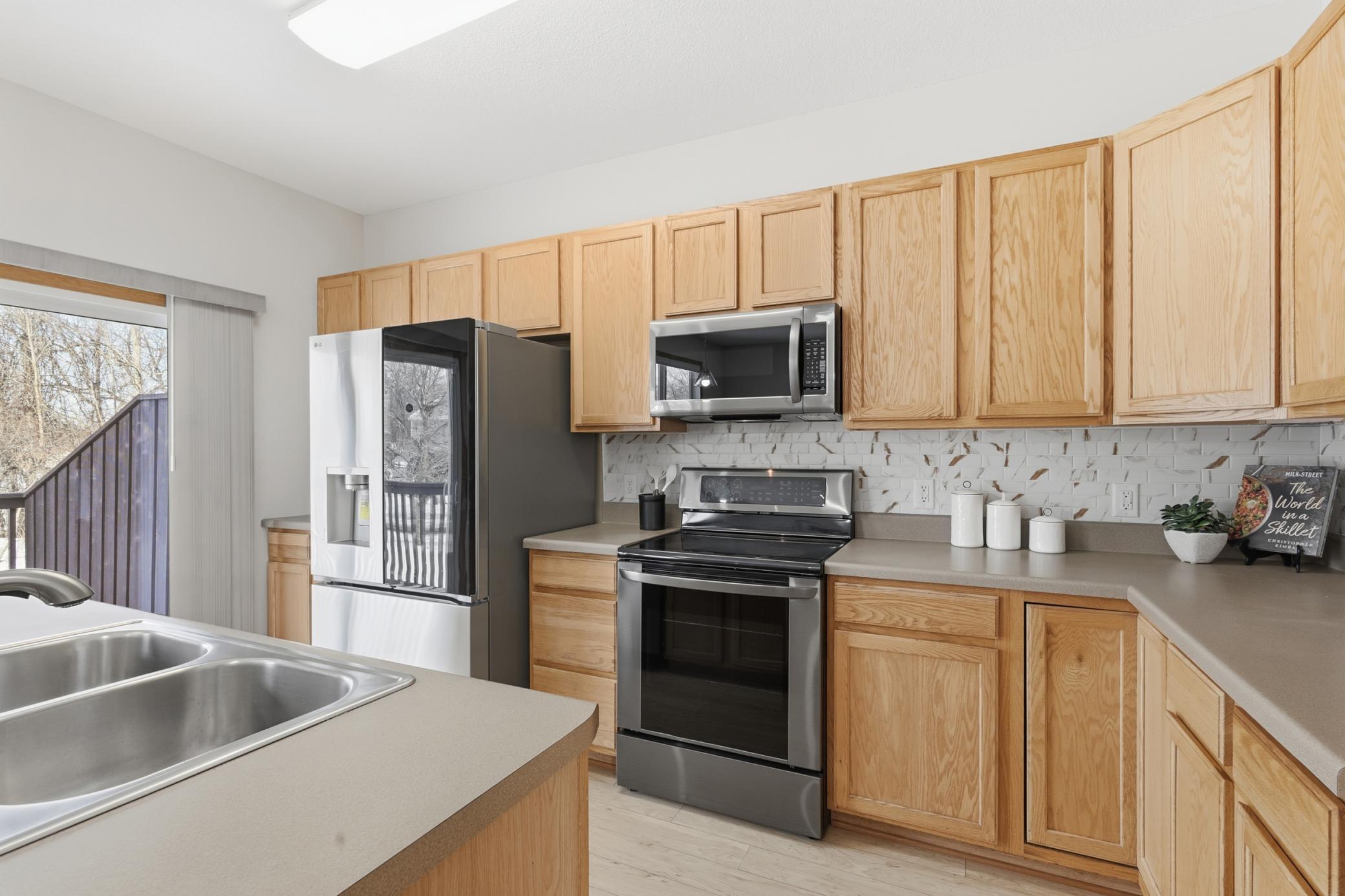 4552 Blaylock Way, Unit 4301 Inver Grove Heights, MN 55076 - Photo 16 of 41