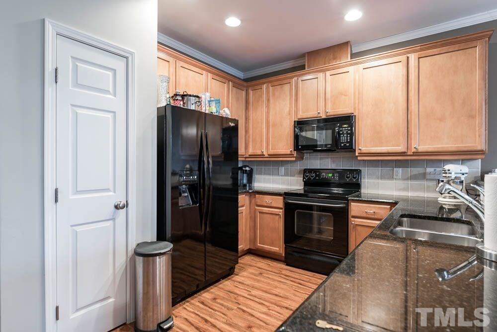 8238 Belneath Court Raleigh, NC 27613 - Photo 5 of 15