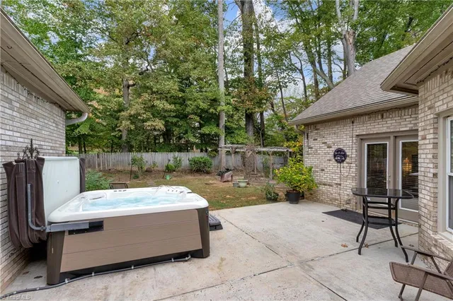 $474,900 | 5016 Meadow Hill Court, Winston-Salem, NC 27106