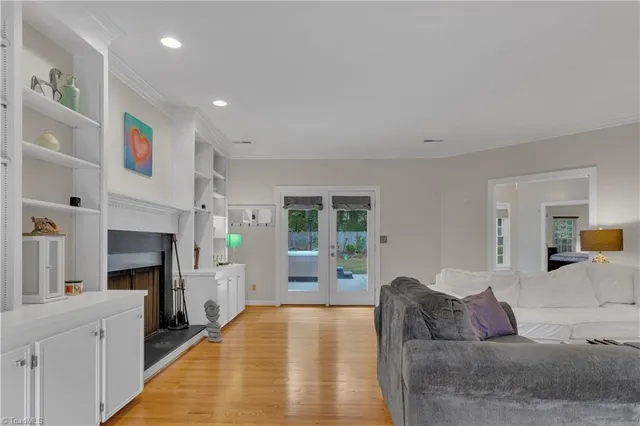 $474,900 | 5016 Meadow Hill Court, Winston-Salem, NC 27106