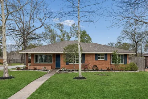 $535,000 | 2038 Viking Drive, Houston, TX 77018