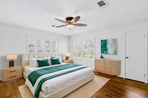 $535,000 | 2038 Viking Drive, Houston, TX 77018