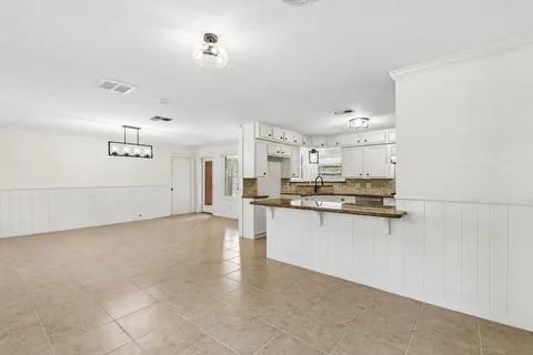 $535,000 | 2038 Viking Drive, Houston, TX 77018