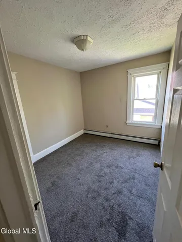 $1,950 | 29 Craig Street, Watervliet, NY 12189