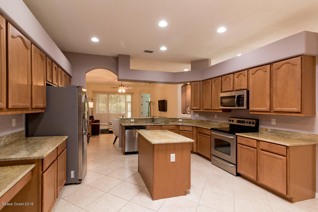 7151RalstonSt-kitchen 1