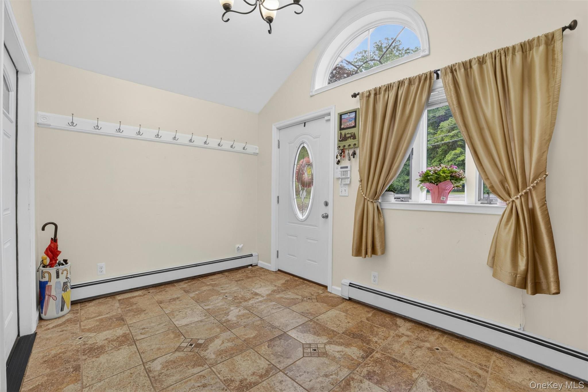 281 Croton Dam Road, Unit A Ossining, NY 10562 - Photo 5 of 25
