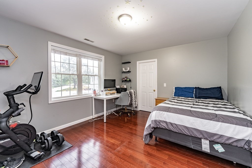 16 Hickox Street Springfield, MA 01104 - Photo 22 of 40