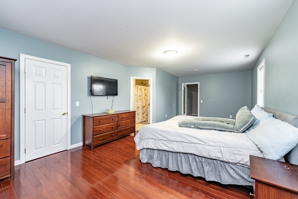 16 Hickox Street Springfield, MA 01104 - Photo 26 of 40