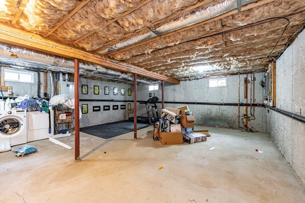 16 Hickox Street Springfield, MA 01104 - Photo 32 of 40