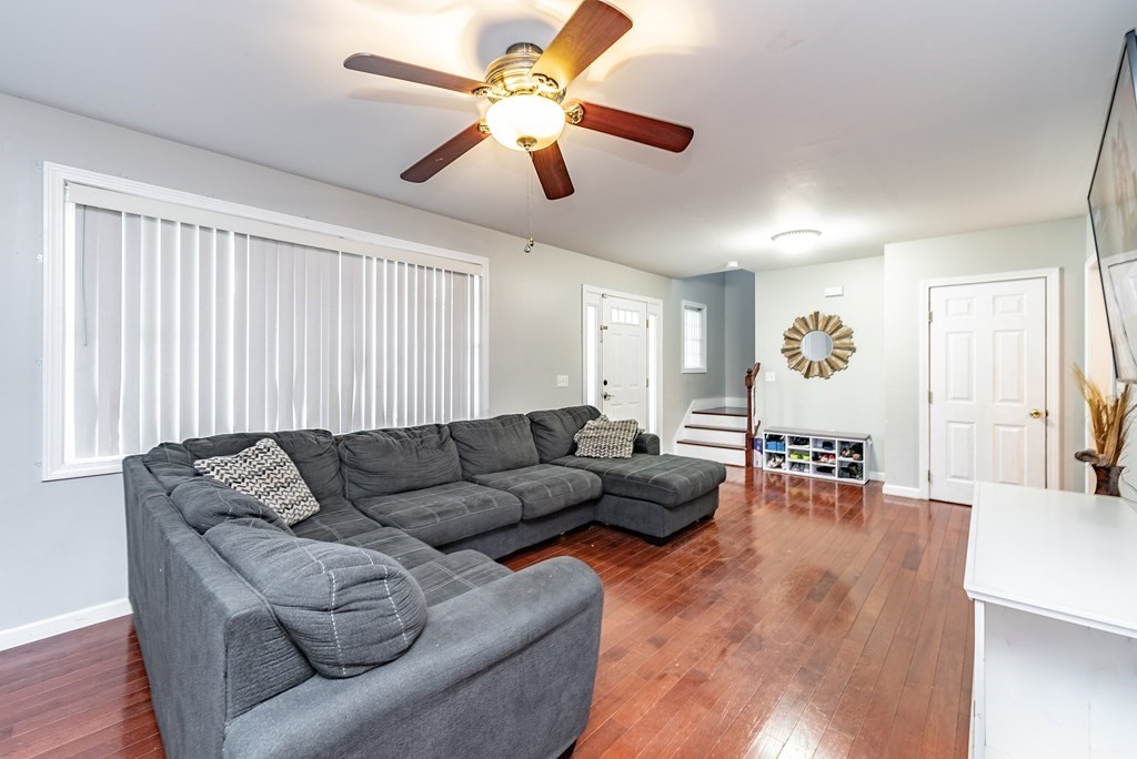 16 Hickox Street Springfield, MA 01104 - Photo 7 of 40