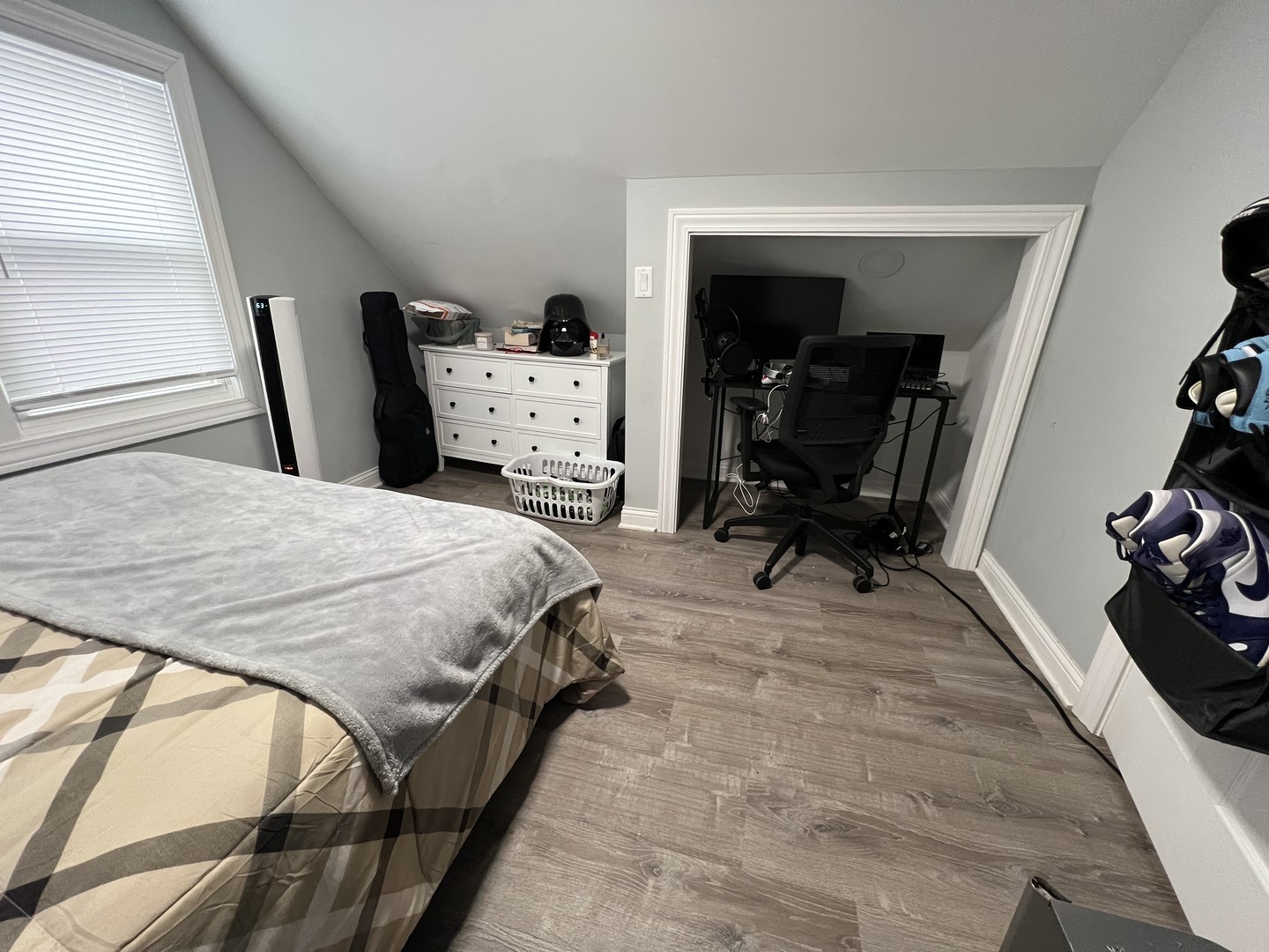 1205 Rattray Drive Algonquin, IL 60102 - Photo 12 of 28 a bedroom with a bed and wooden floor