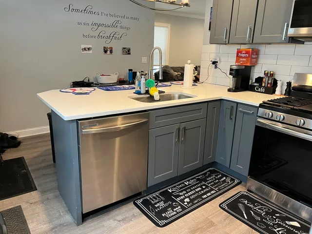 $384,900 | 1205 Rattray Drive, Algonquin, IL 60102