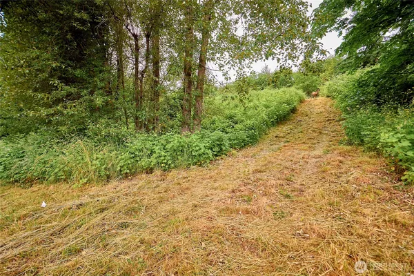 $249,500 | 16718 Southeast May Valley Road, Renton, WA 98059