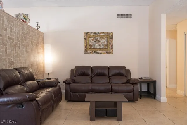 $3,195 | 7250 Hardtack Circle, Las Vegas, NV 89119