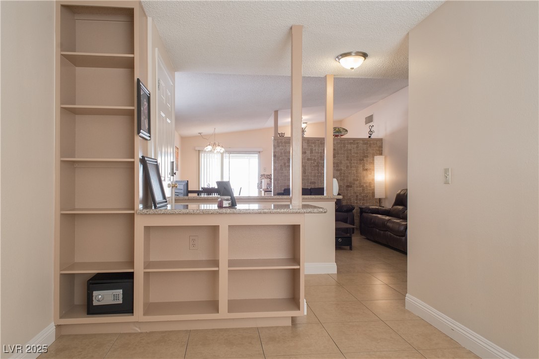 7250 Hardtack Circle Las Vegas, NV 89119 - Photo 3 of 37