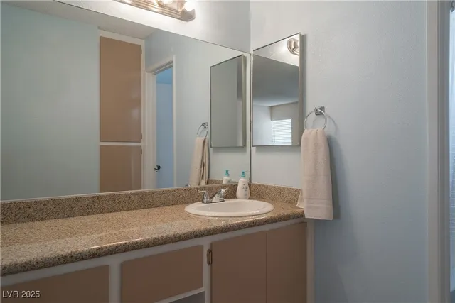 $3,195 | 7250 Hardtack Circle, Las Vegas, NV 89119