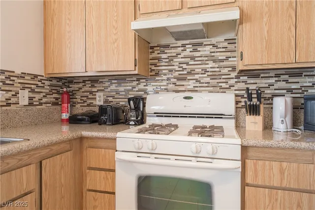 $3,195 | 7250 Hardtack Circle, Las Vegas, NV 89119