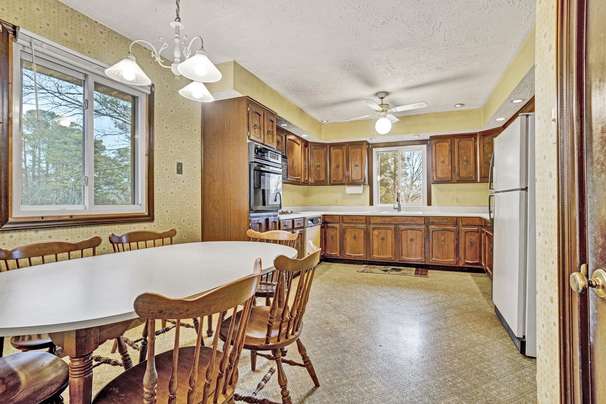 455 Mockingbird Lane Spartanburg, SC 29307 - Photo 11 of 40