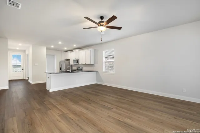 $355,900 | 6311 Monk Landing, Converse, TX 78109