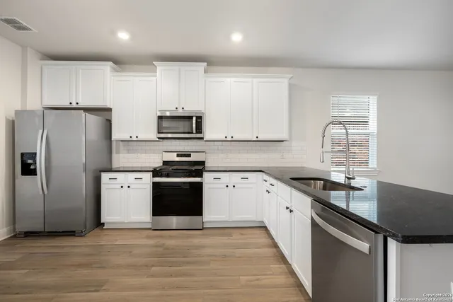 $355,900 | 6311 Monk Landing, Converse, TX 78109