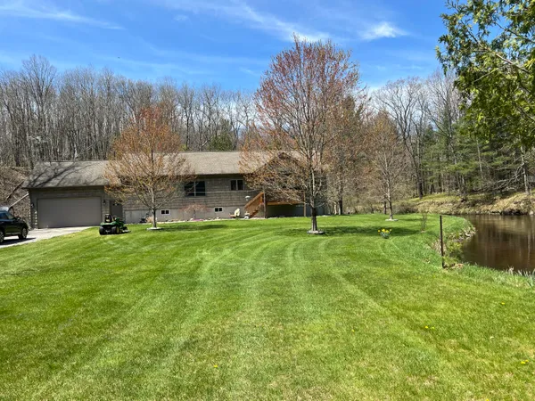 $466,900 | 6425 South Taylor Road, Branch, MI 49402
