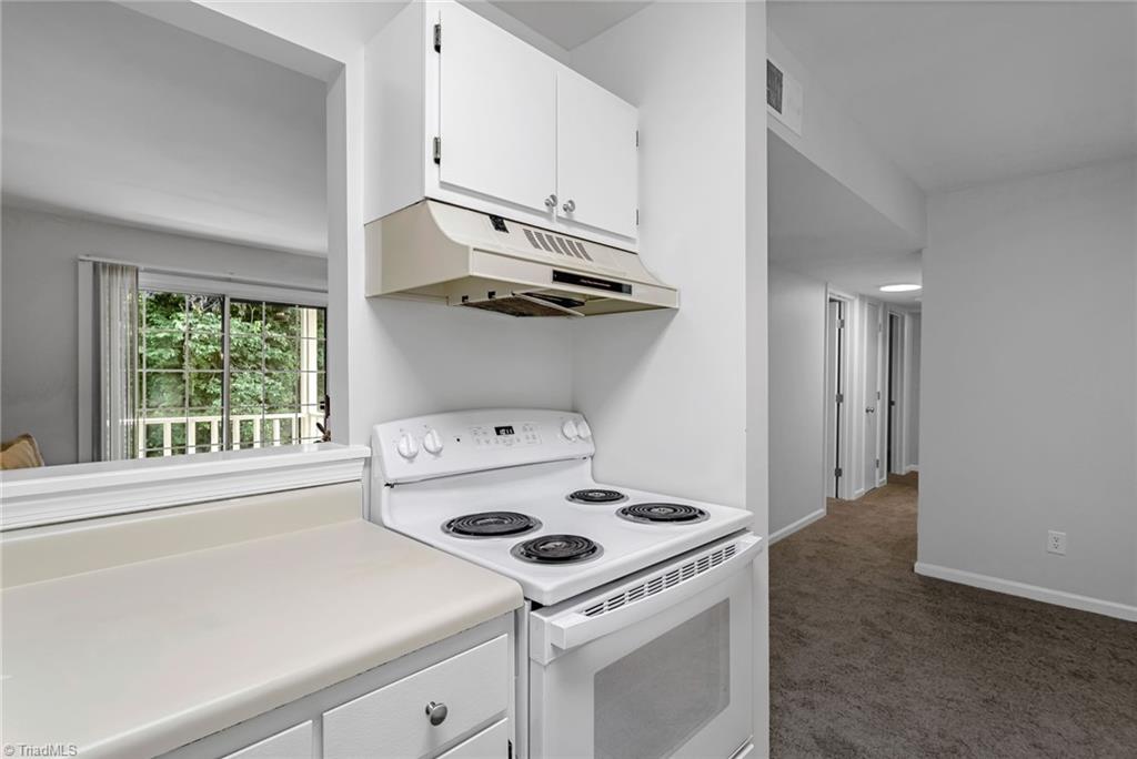 5619 Hornaday Road, Unit D Greensboro, NC 27409 - Photo 19 of 30