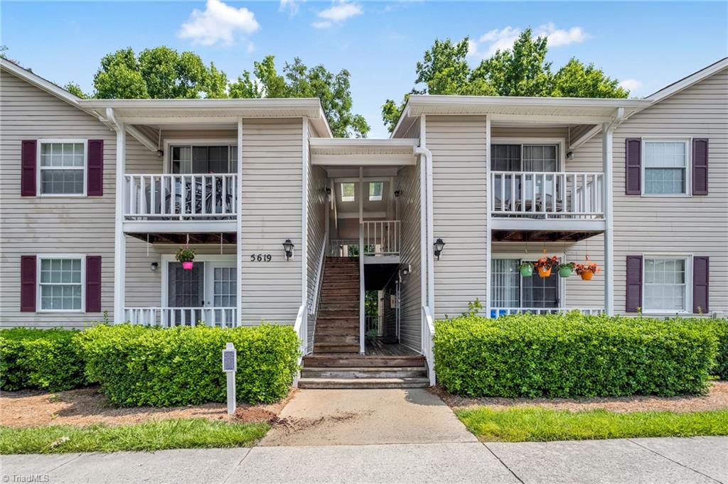 5619 Hornaday Road, Unit D Greensboro, NC 27409 - Photo 4 of 30