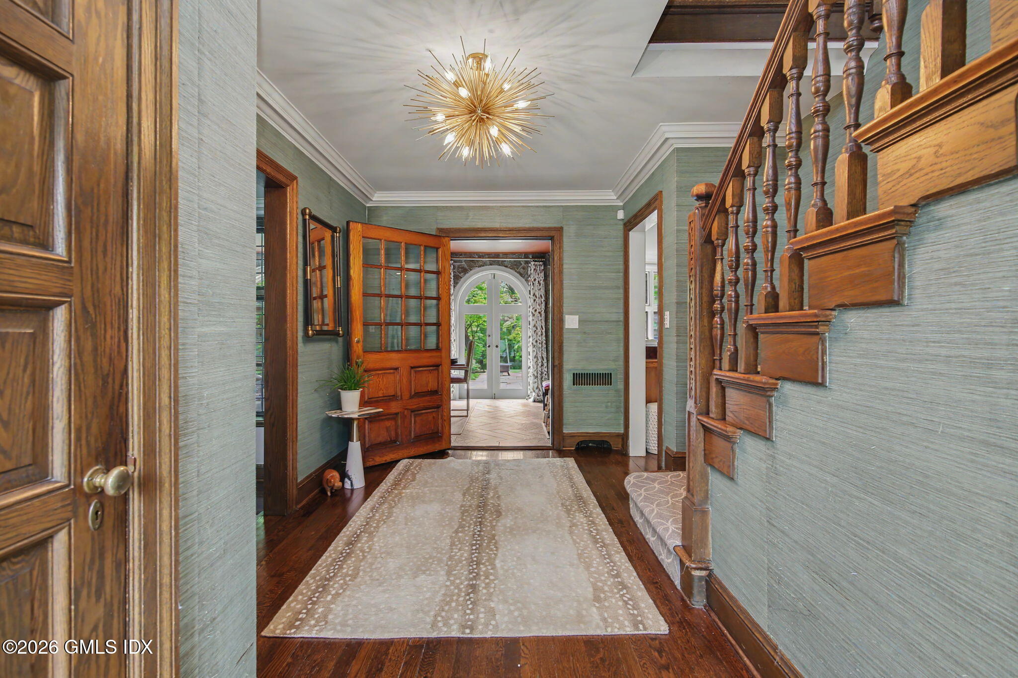 184 Stanwich Road Greenwich, CT 06830 - Photo 3 of 50 66-web-or-mls-184-stanwich-rd