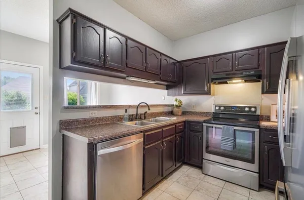 $2,500 | 772 Breeze Way, Cordova, TN 38018