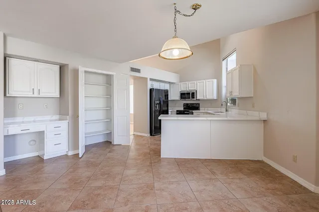 $2,600 | 14578 North 90th Lane, Peoria, AZ 85381