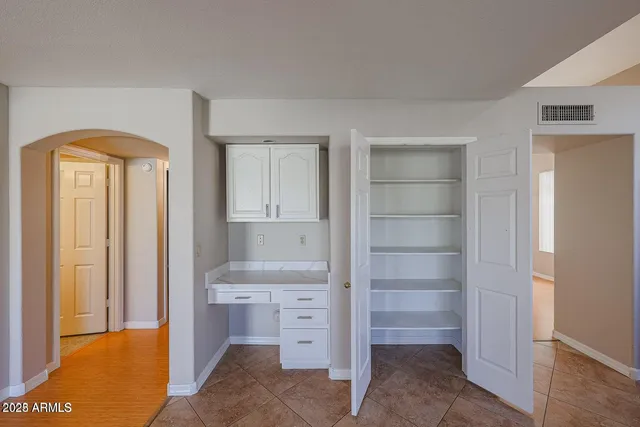 $2,600 | 14578 North 90th Lane, Peoria, AZ 85381