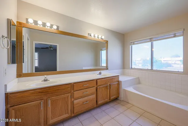 $2,600 | 14578 North 90th Lane, Peoria, AZ 85381