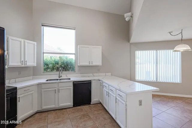 $2,600 | 14578 North 90th Lane, Peoria, AZ 85381