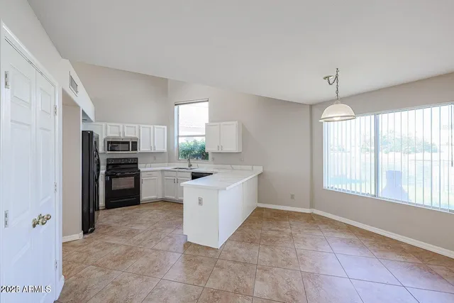 $2,600 | 14578 North 90th Lane, Peoria, AZ 85381