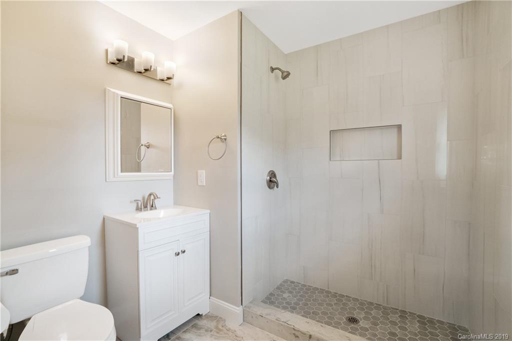 413 Fielding Road Charlotte, NC 28214 - Photo 23 of 28 Gallery Image 23