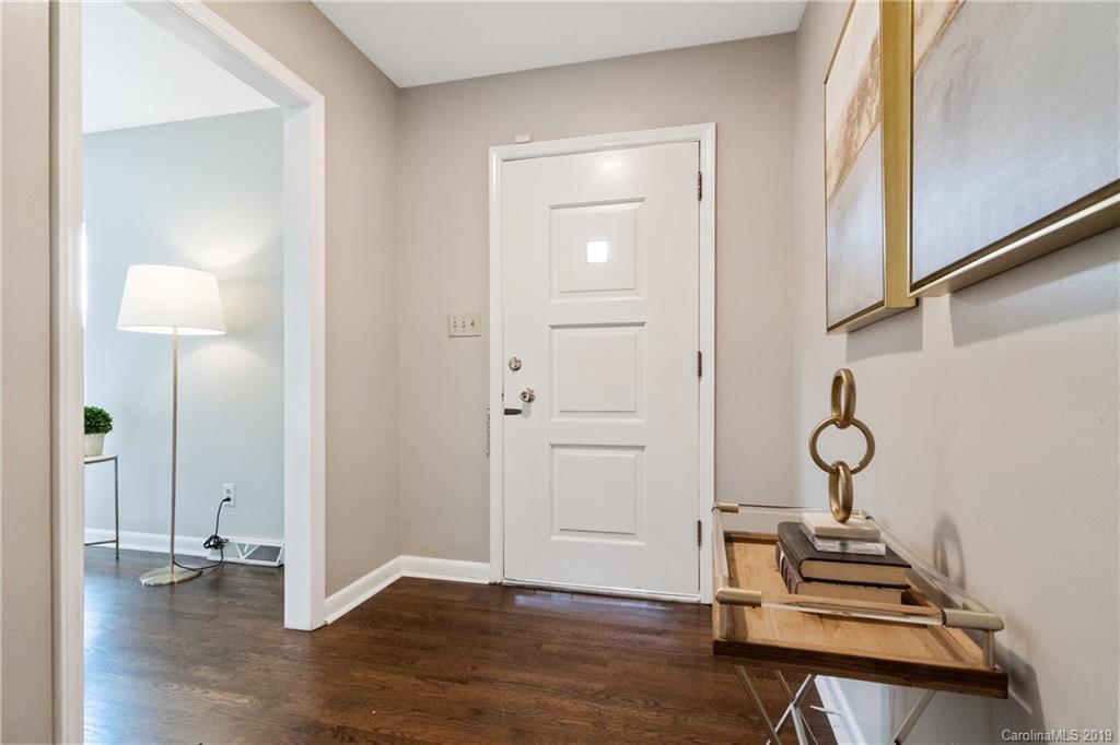 413 Fielding Road Charlotte, NC 28214 - Photo 10 of 28 Gallery Image 10