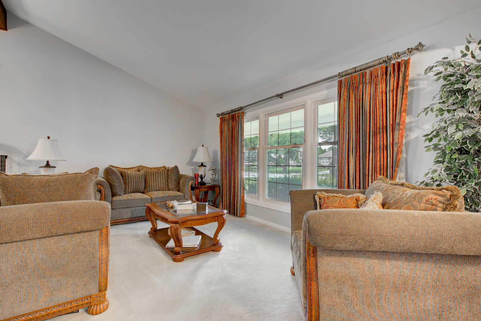 1428 Willcrest Road Naperville, IL 60540 - Photo 6 of 37 Gallery Image 6