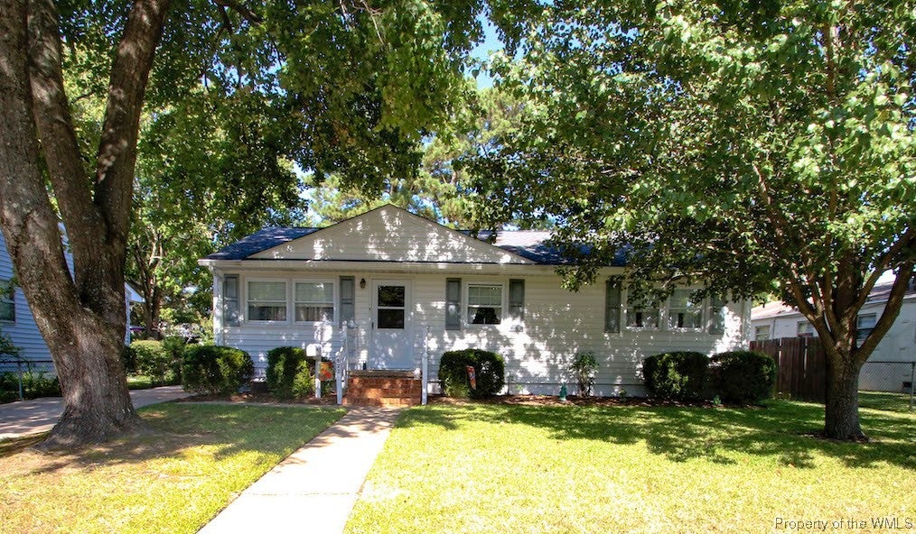 623 Spruce Road Newport News, VA 23601 - Photo 3 of 35 Gallery Image 3