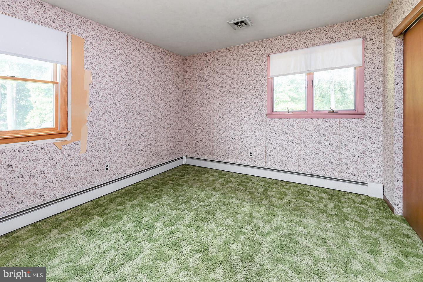 118 Branch Road Sewell, NJ 08080 - Photo 12 of 25 Gallery Image 12