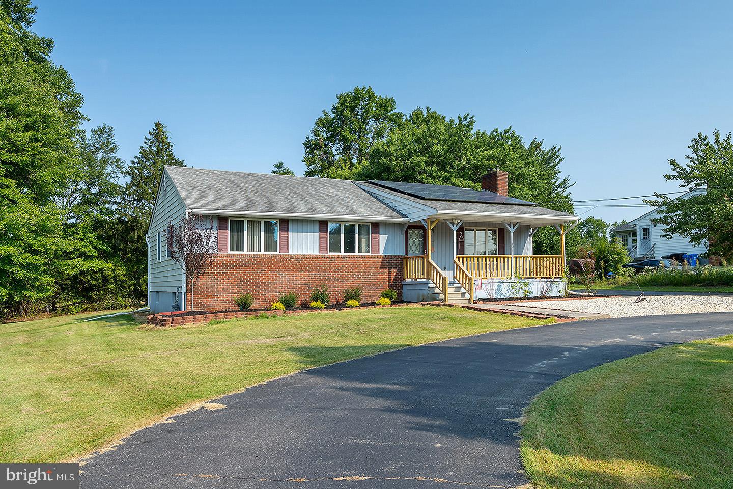 118 Branch Road Sewell, NJ 08080 - Photo 2 of 25 Gallery Image 2