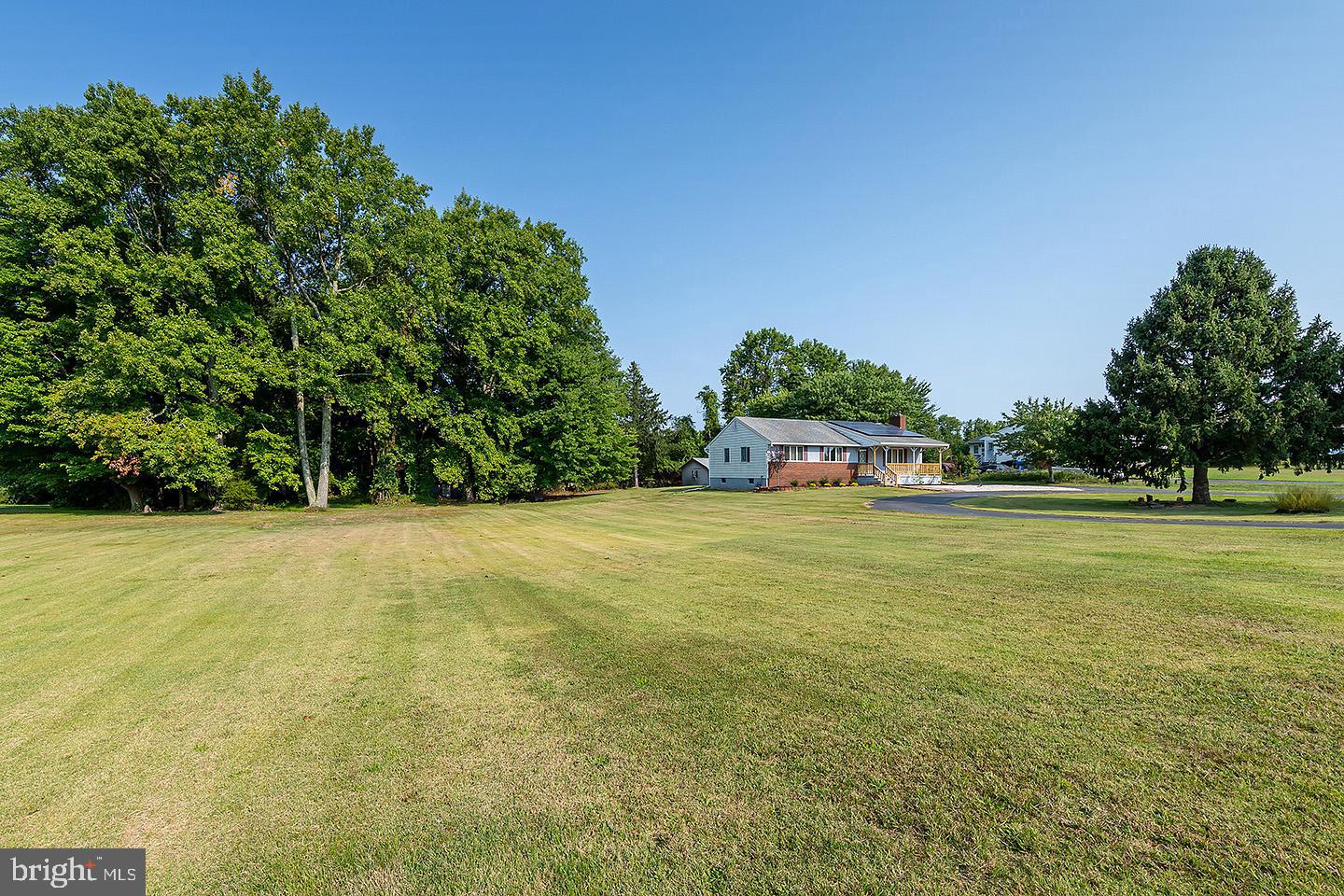 118 Branch Road Sewell, NJ 08080 - Photo 3 of 25 Gallery Image 3