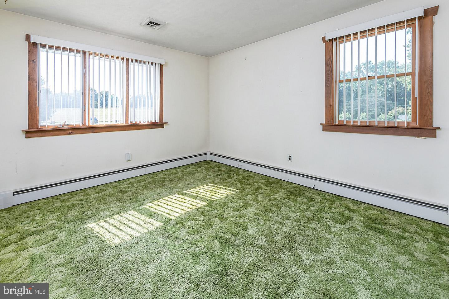 118 Branch Road Sewell, NJ 08080 - Photo 10 of 25 Gallery Image 10