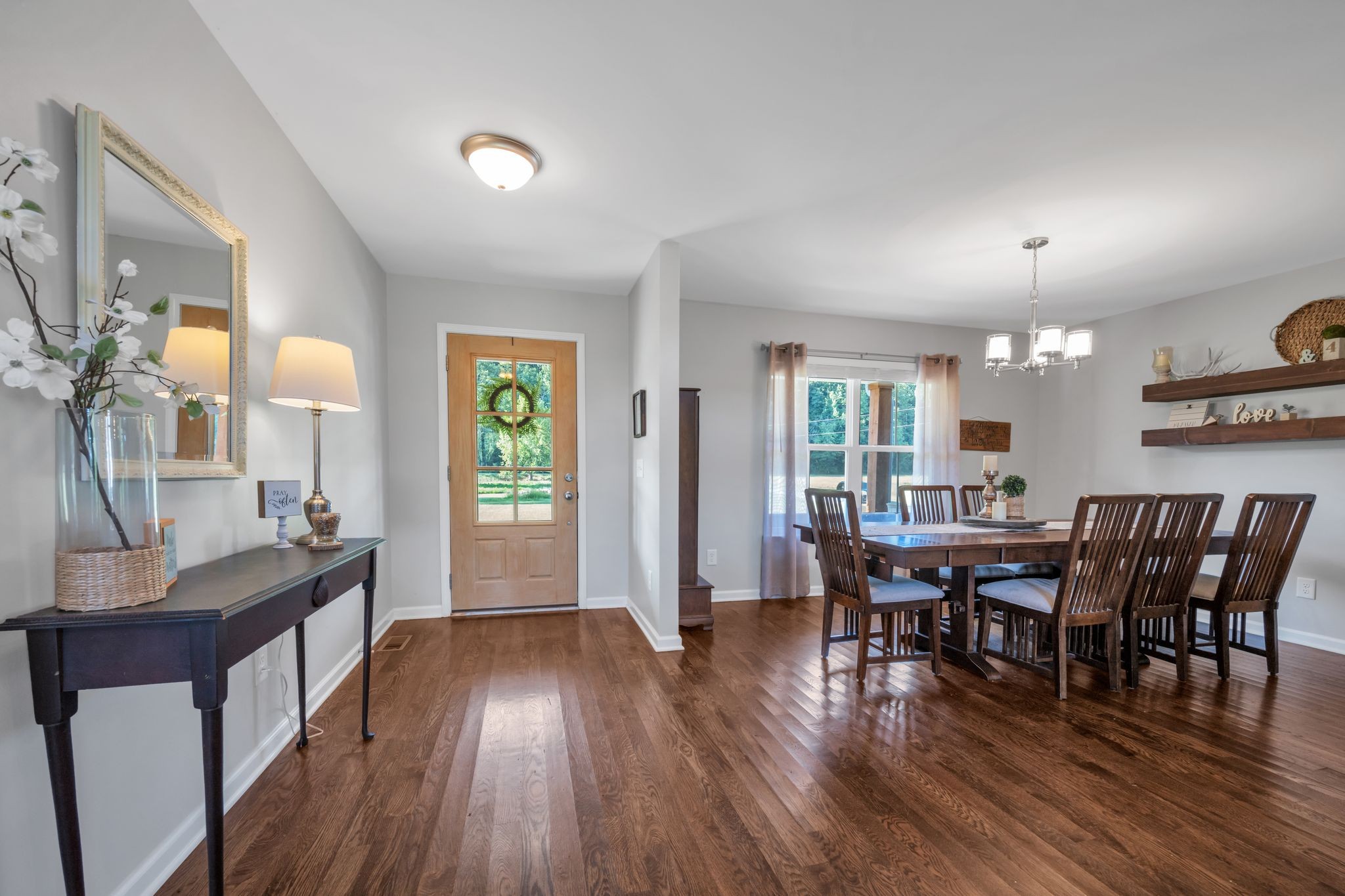 2089 Cedar Hill Road White Bluff, TN 37187 - Photo 8 of 44 Gallery Image 8