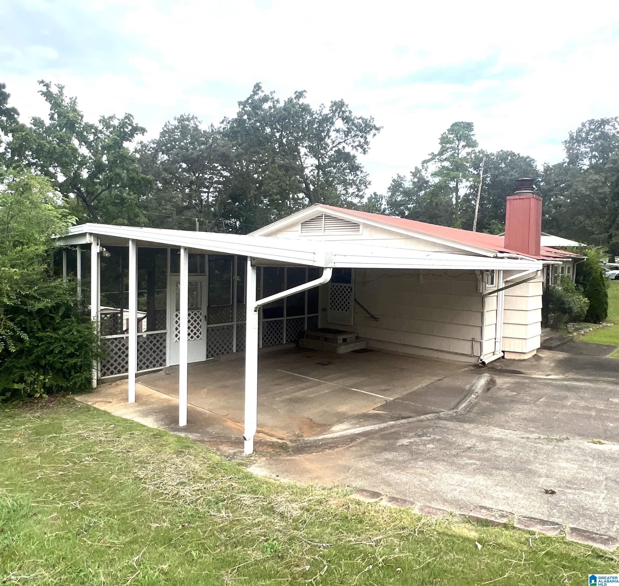 916 Oakview Circle Fairfield, AL 35064 - Photo 6 of 14
