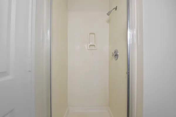 $339,900 | 4911 Silver Fox Drive, Houston, TX 77066