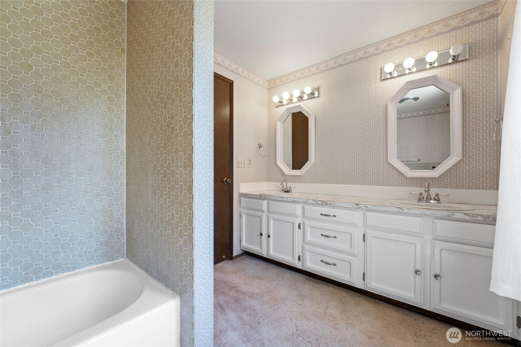 5207 Painted Hills Road Ephrata, WA 98823 - Photo 16 of 34