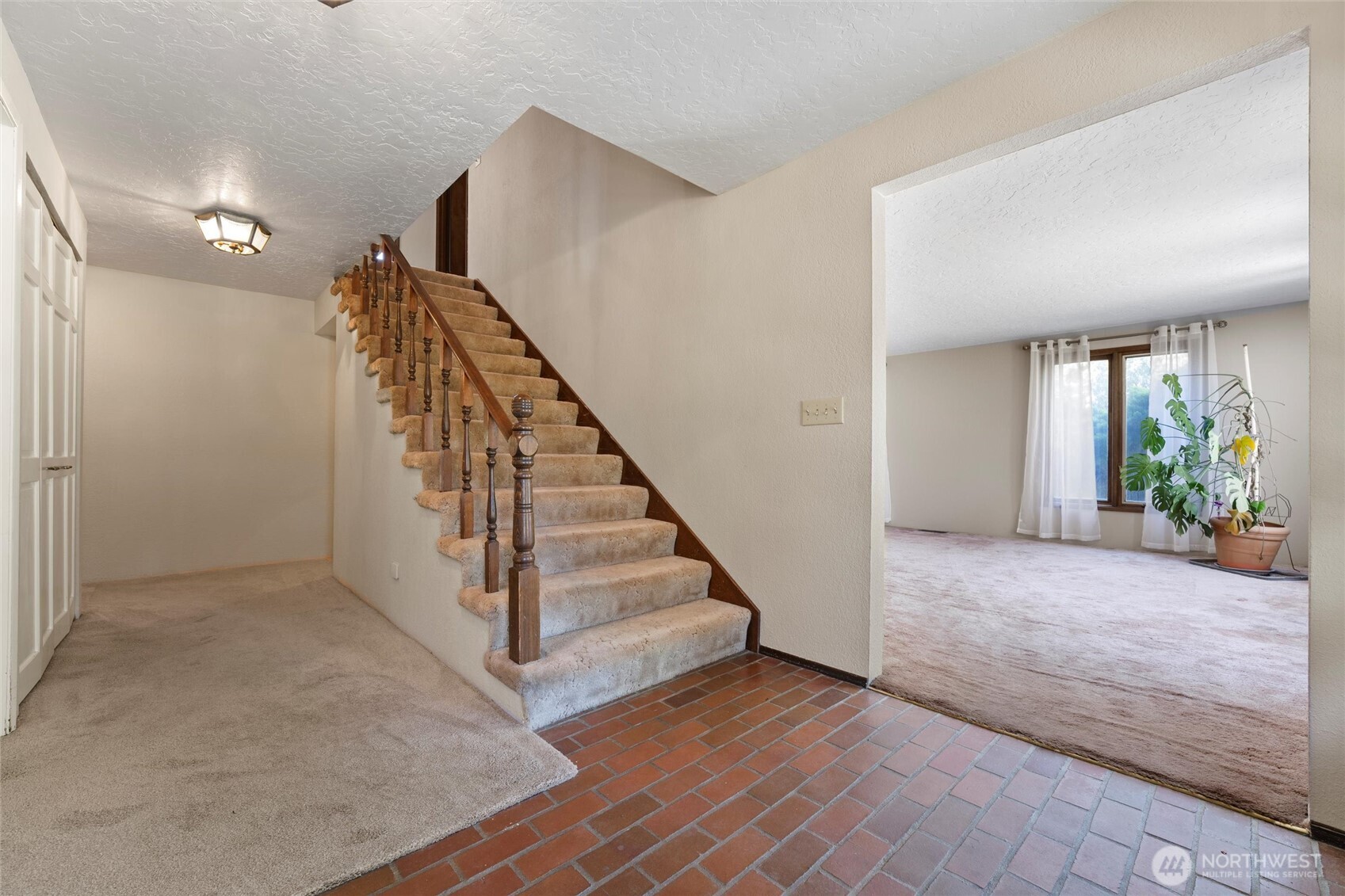 5207 Painted Hills Road Ephrata, WA 98823 - Photo 3 of 34