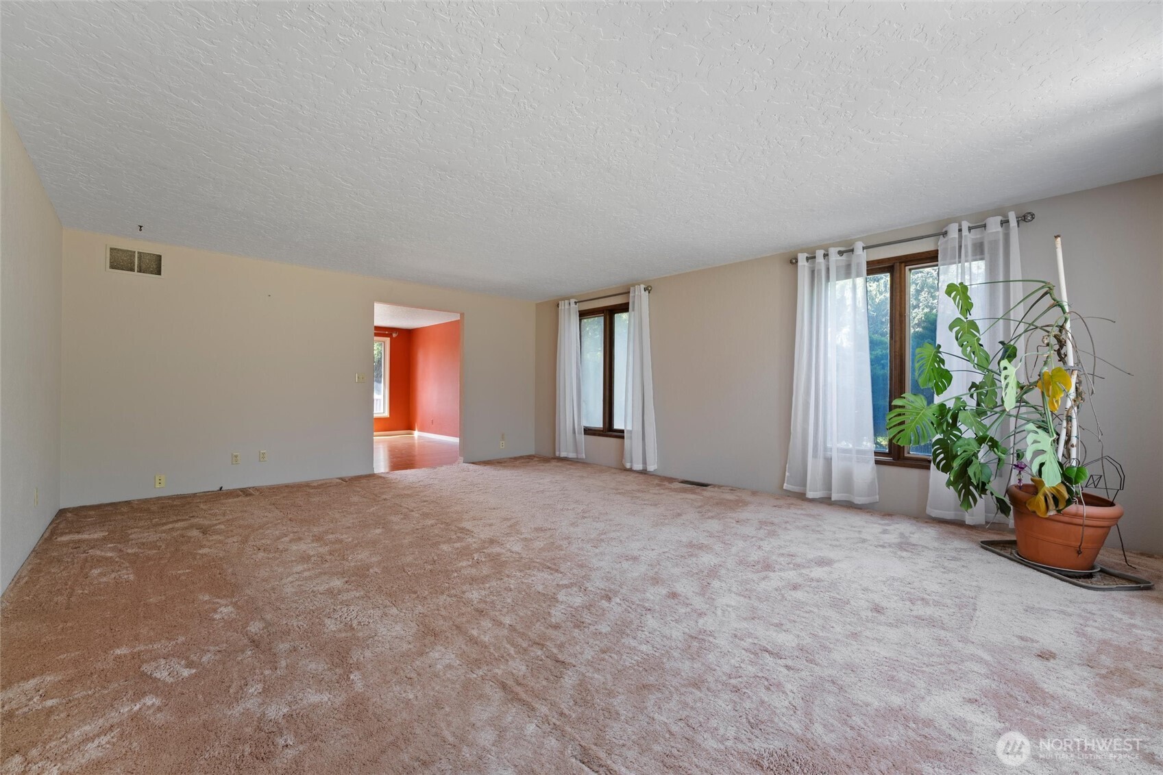 5207 Painted Hills Road Ephrata, WA 98823 - Photo 5 of 34